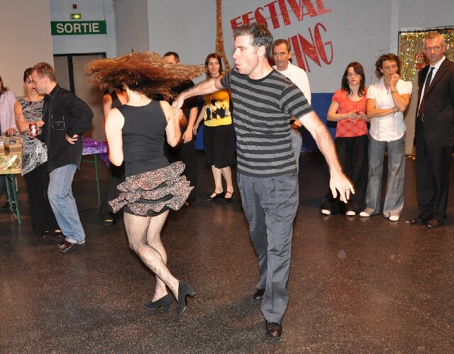 min 2008 11 08 fous swing 282